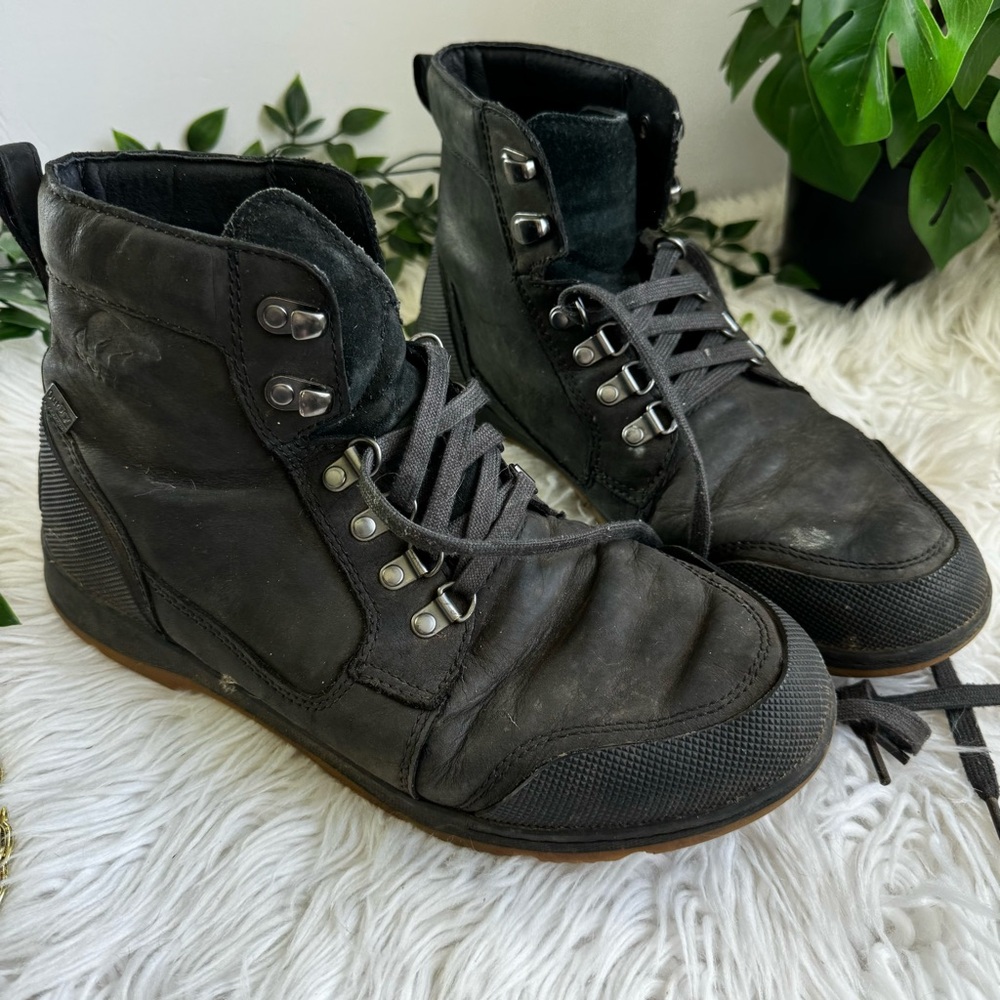 Sorel Black High-Top Lace-Up Boots